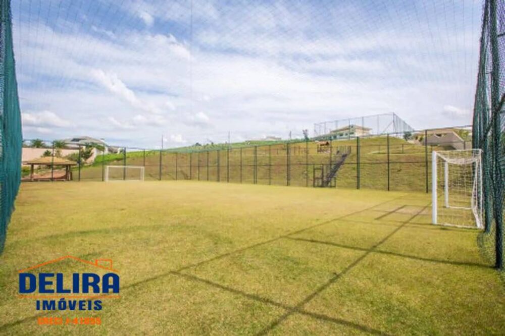 Casa à venda com 4 quartos, 333m² - Foto 4