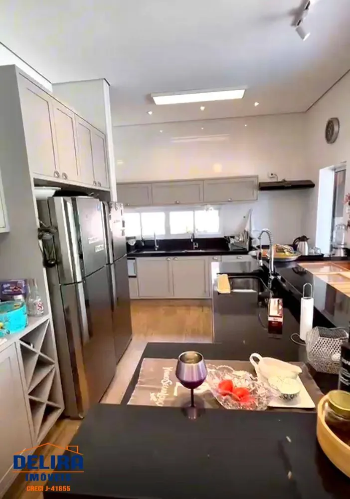 Casa, 3 quartos, 238 m² - Foto 5