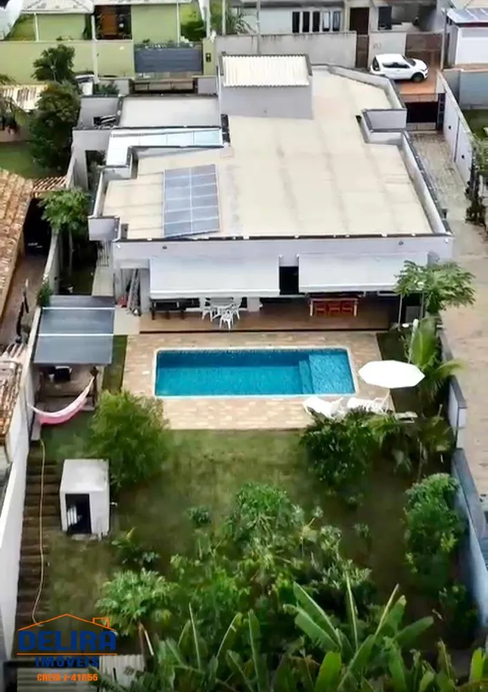 Casa, 3 quartos, 238 m² - Foto 1