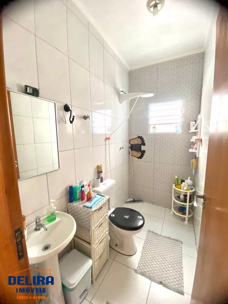 Casa à venda com 2 quartos, 60m² - Foto 21