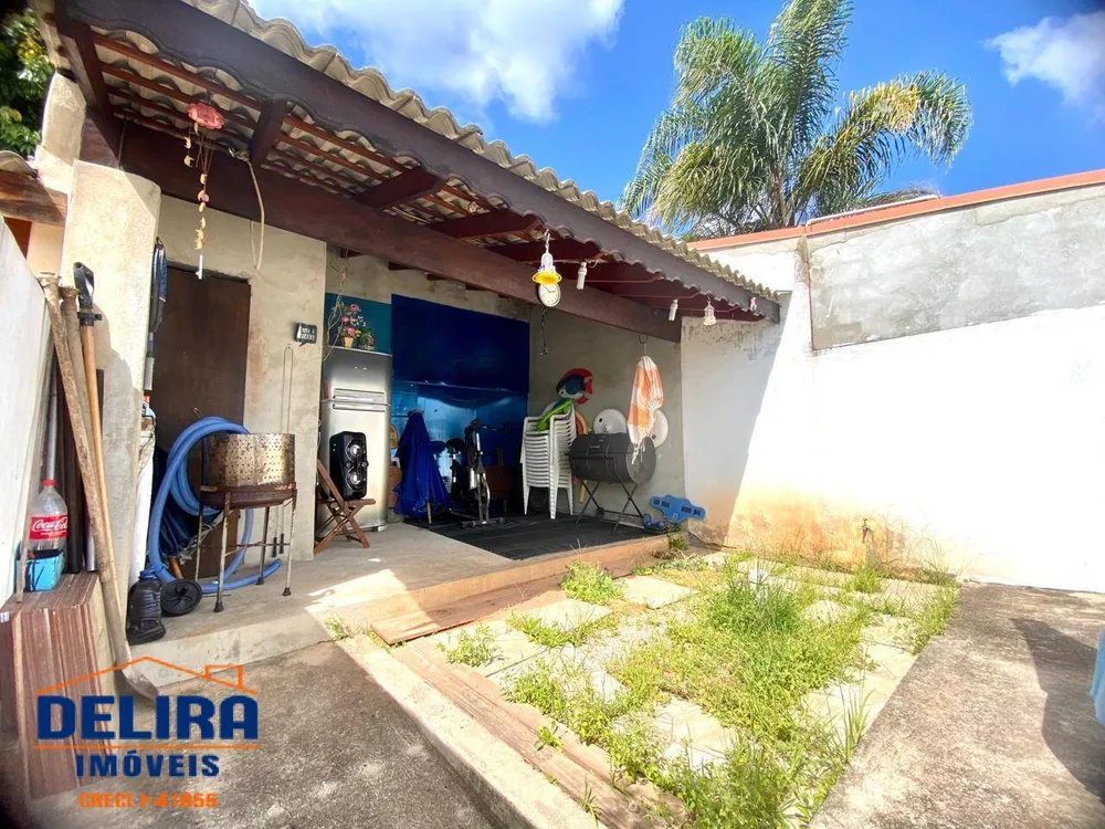 Casa à venda com 2 quartos, 60m² - Foto 6