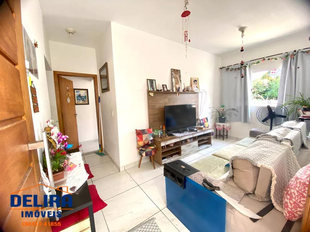 Casa à venda com 2 quartos, 60m² - Foto 13