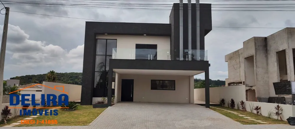 Casa, 4 quartos, 264 m² - Foto 1