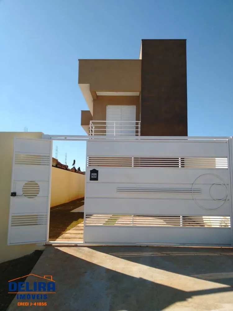 Casa, 3 quartos, 108 m² - Foto 1