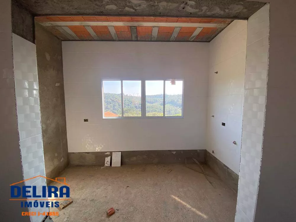 Casa à venda com 3 quartos, 170m² - Foto 11