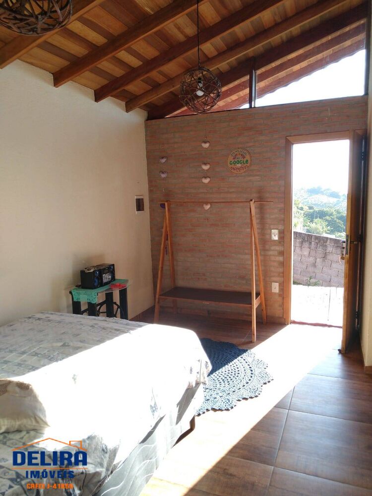 Chácara à venda com 3 quartos, 180m² - Foto 4