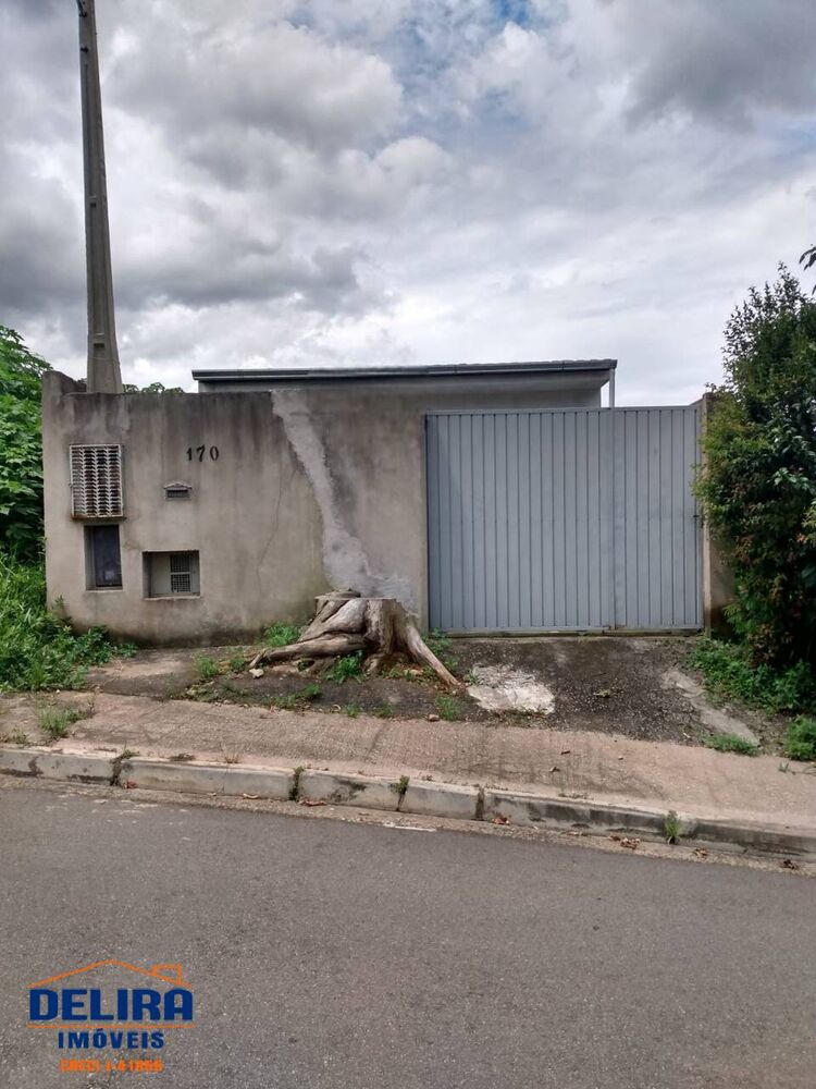 Casa à venda com 3 quartos, 120m² - Foto 1