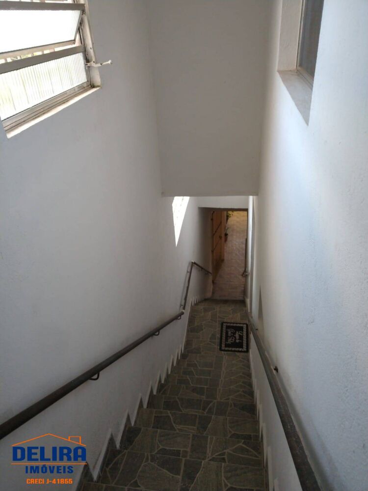 Casa, 4 quartos, 317 m² - Foto 1