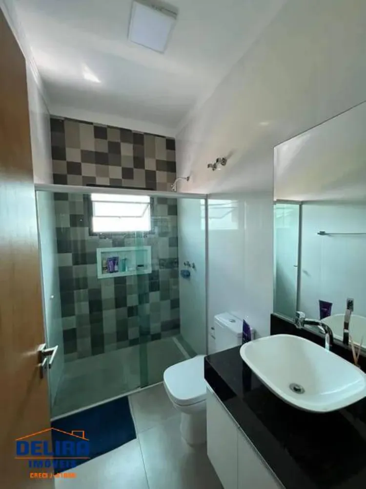 Casa, 3 quartos, 248 m² - Foto 4