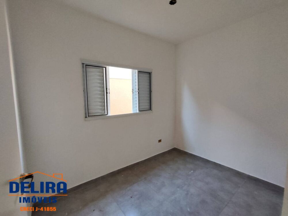 Casa à venda com 2 quartos, 85m² - Foto 4