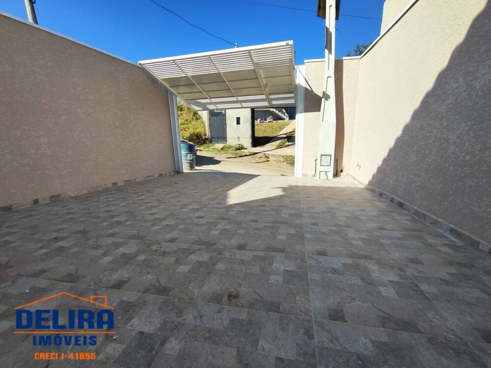 Casa à venda com 2 quartos, 85m² - Foto 1