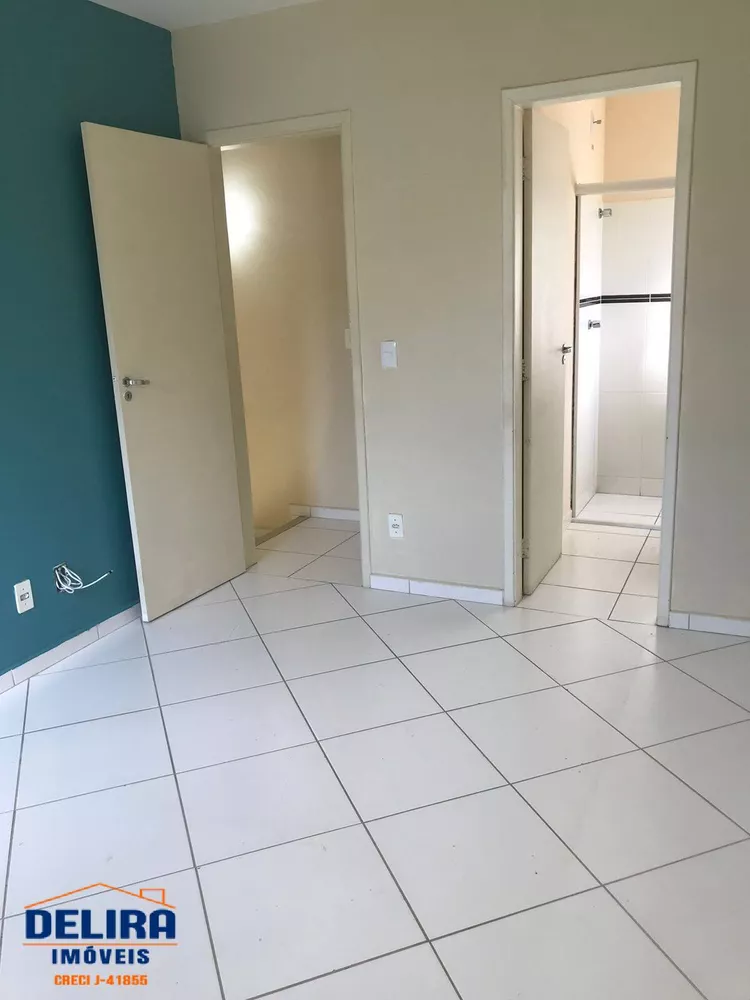 Casa à venda com 2 quartos, 68m² - Foto 17