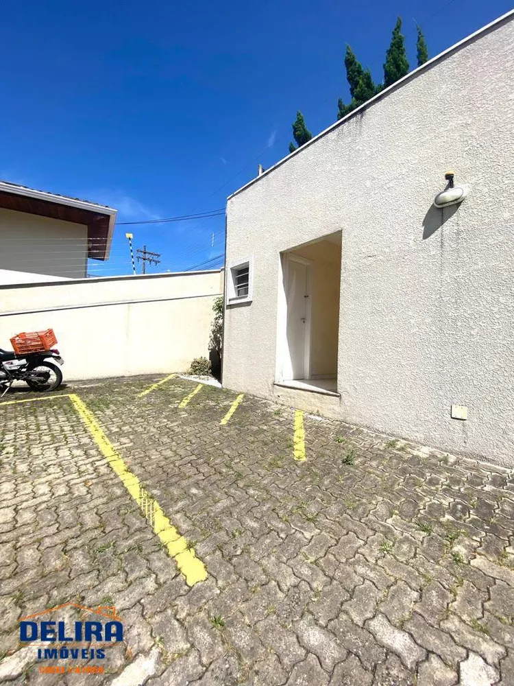 Casa à venda com 2 quartos, 68m² - Foto 5