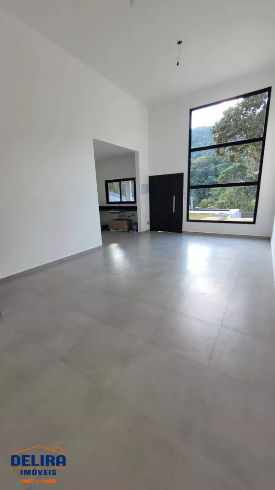 Casa à venda com 3 quartos, 135m² - Foto 21