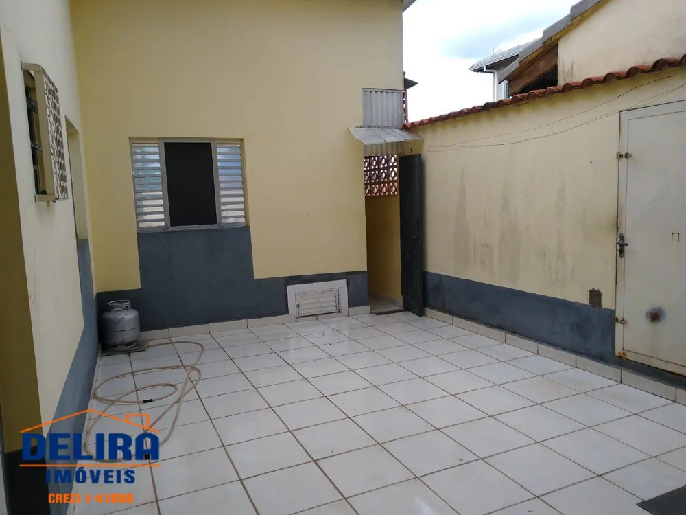 Casa, 2 quartos, 300 m² - Foto 2