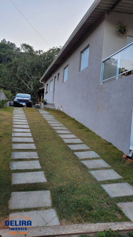 Casa à venda com 2 quartos, 85m² - Foto 4