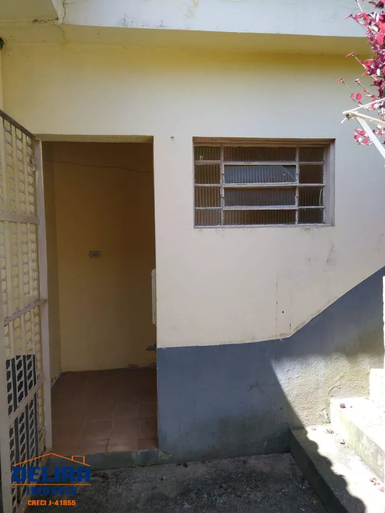 Casa à venda com 3 quartos, 210m² - Foto 6