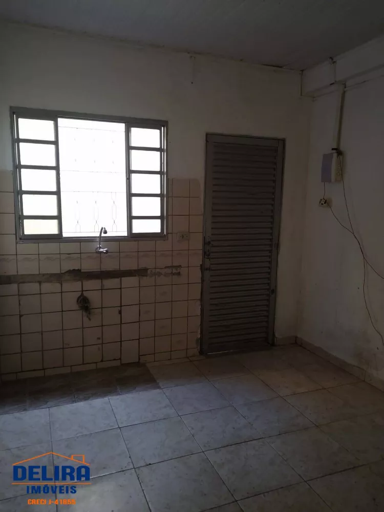 Casa à venda com 4 quartos, 161m² - Foto 11