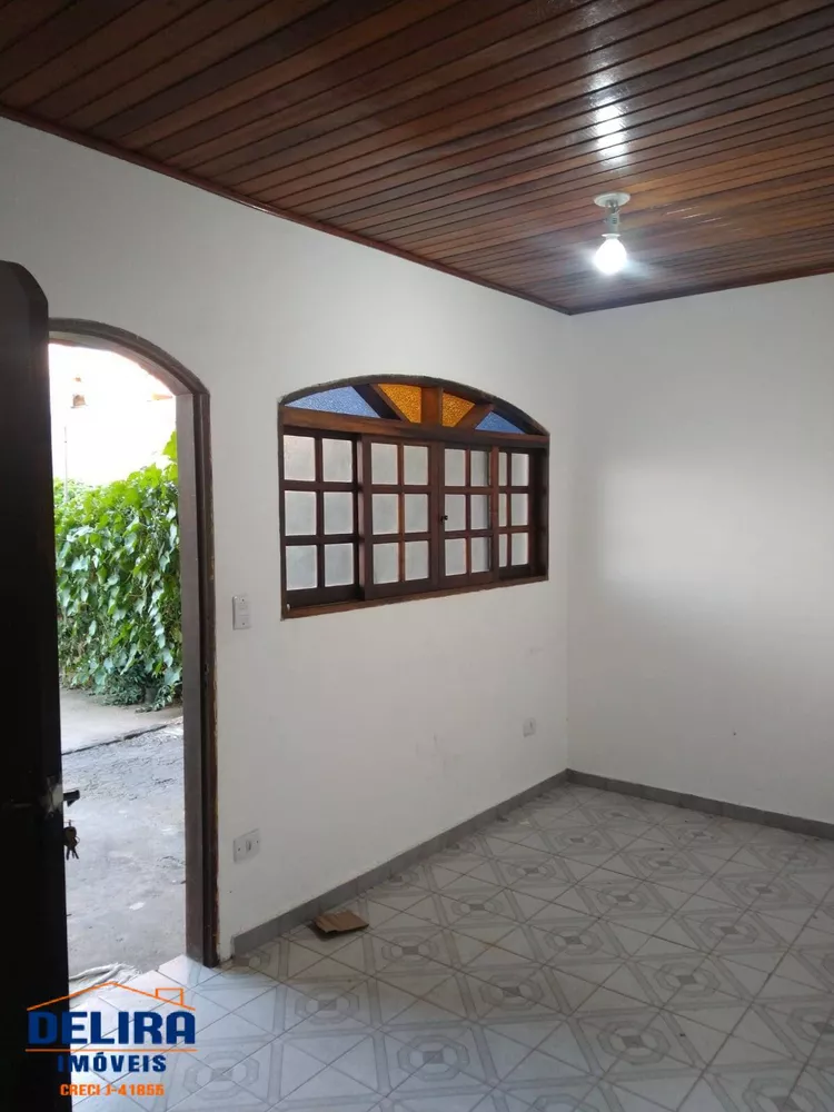 Casa à venda com 4 quartos, 161m² - Foto 4