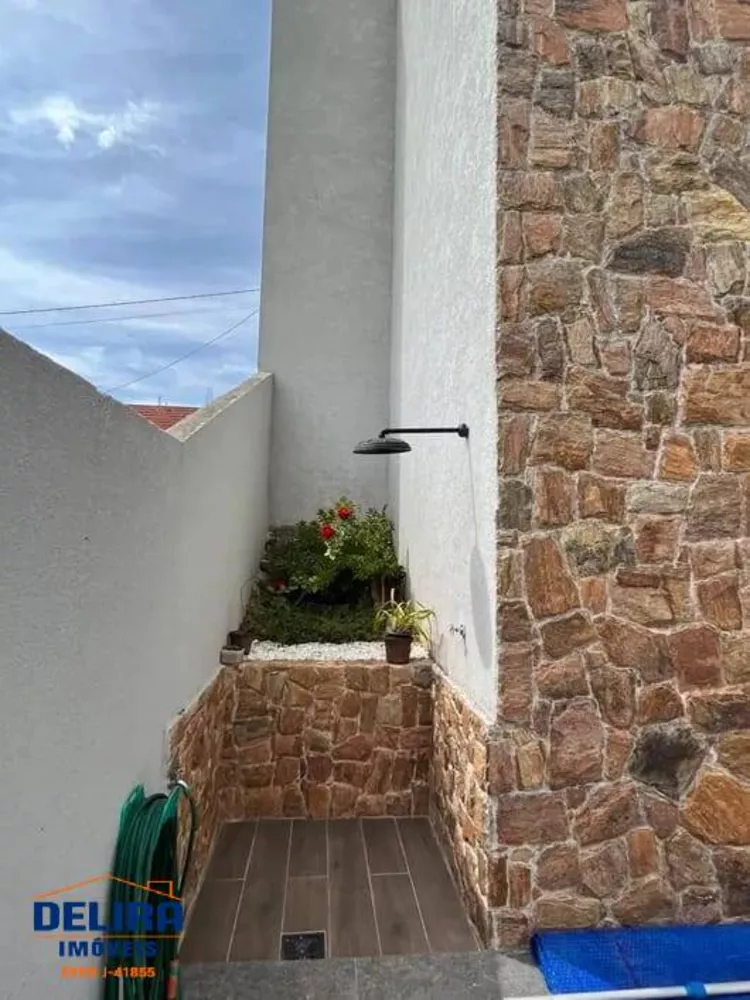 Casa à venda com 3 quartos, 248m² - Foto 6