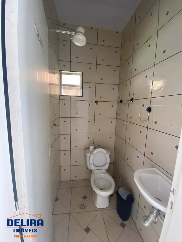 Casa à venda e aluguel com 2 quartos, 900m² - Foto 16