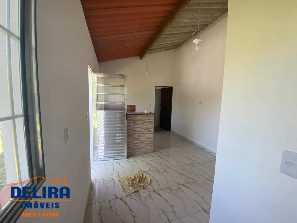 Casa à venda e aluguel com 2 quartos, 900m² - Foto 8