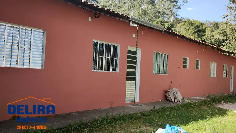 Casa à venda e aluguel com 2 quartos, 900m² - Foto 2