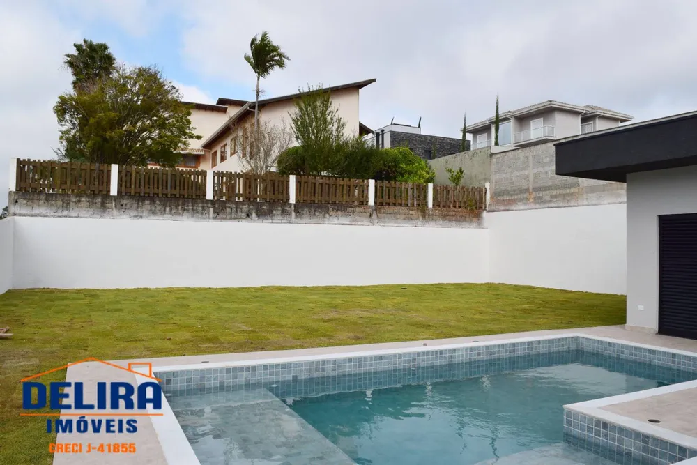 Casa, 3 quartos, 240 m² - Foto 2