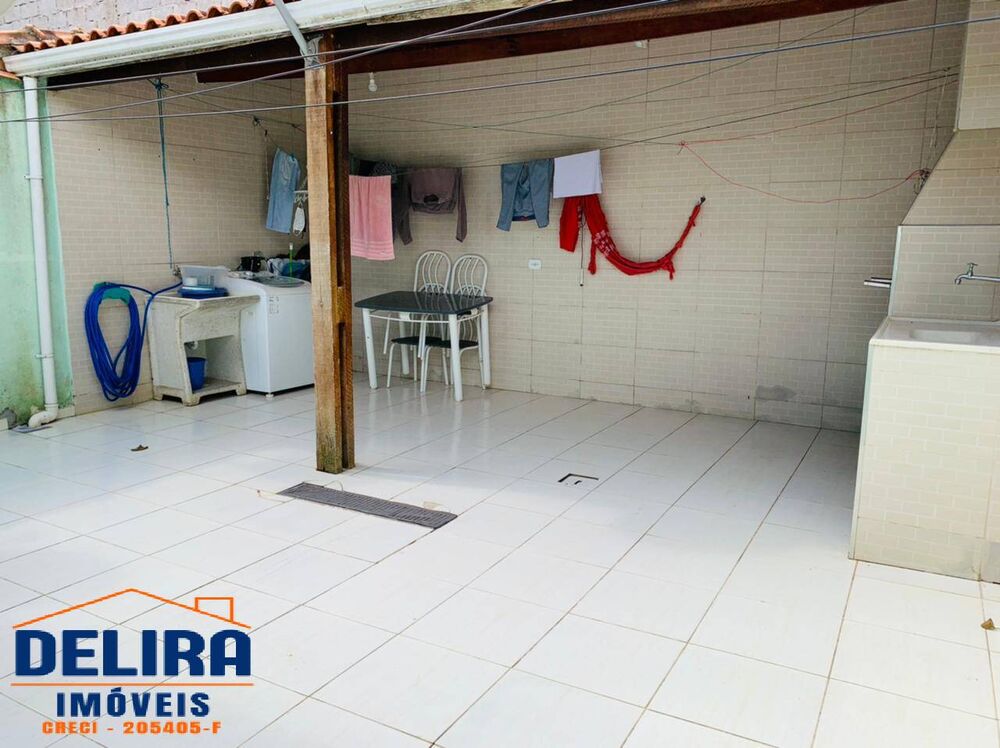 Casa à venda com 2 quartos, 100m² - Foto 12