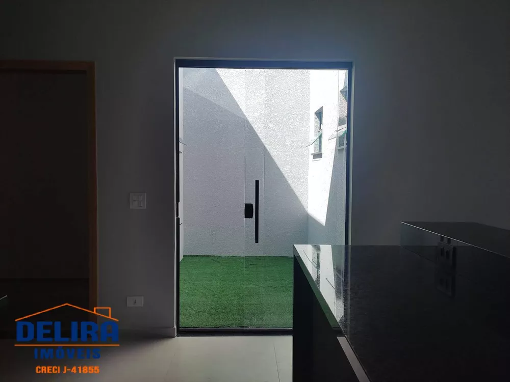 Casa à venda com 3 quartos, 98m² - Foto 9