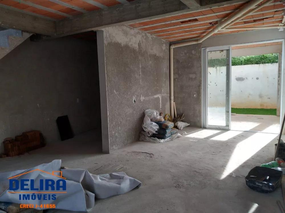 Casa à venda com 3 quartos, 150m² - Foto 10