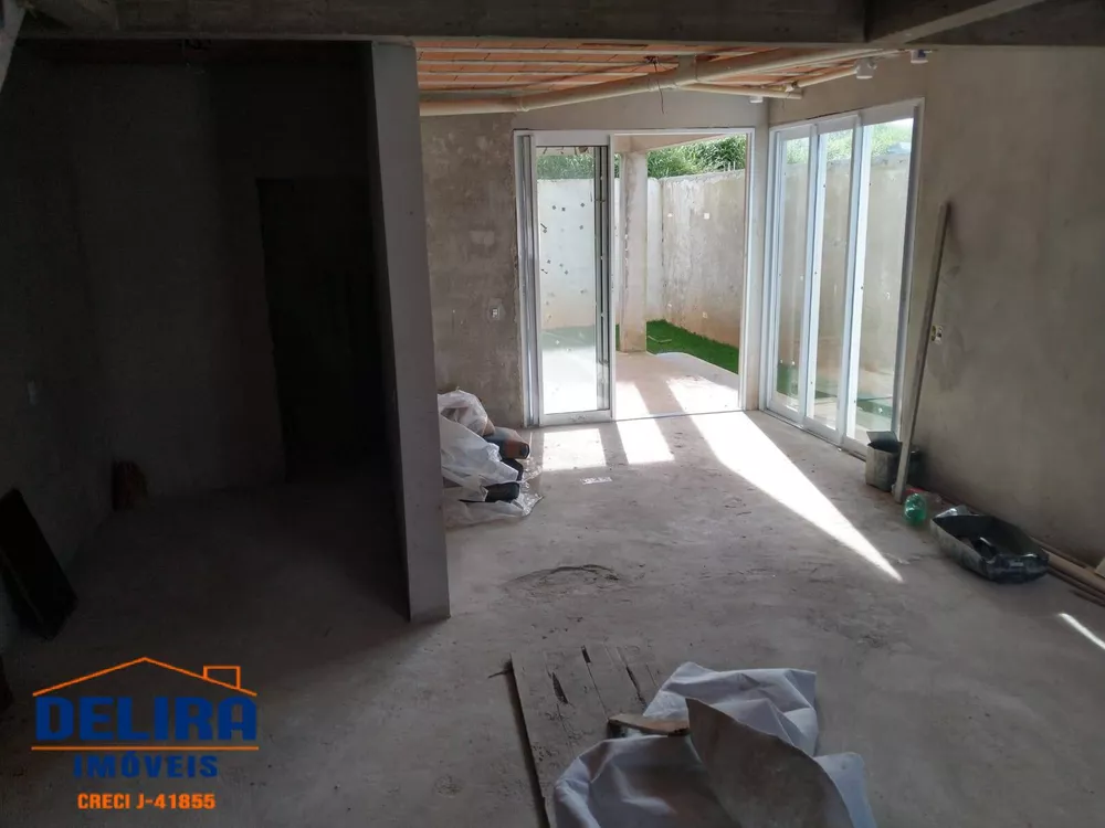 Casa à venda com 3 quartos, 150m² - Foto 11