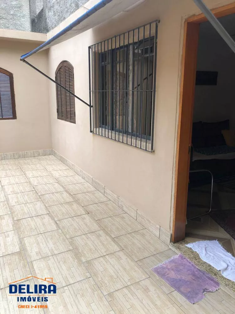 Casa à venda com 3 quartos, 71m² - Foto 5