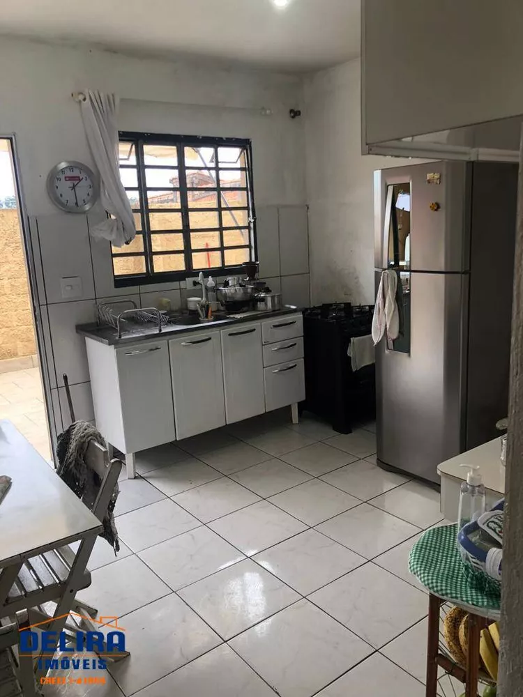 Casa à venda com 3 quartos, 71m² - Foto 10