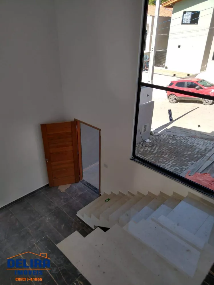 Casa à venda com 2 quartos, 116m² - Foto 5