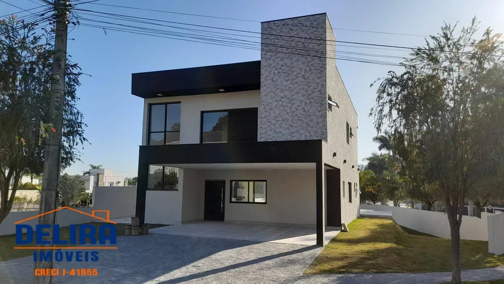 Casa, 4 quartos, 266 m² - Foto 2
