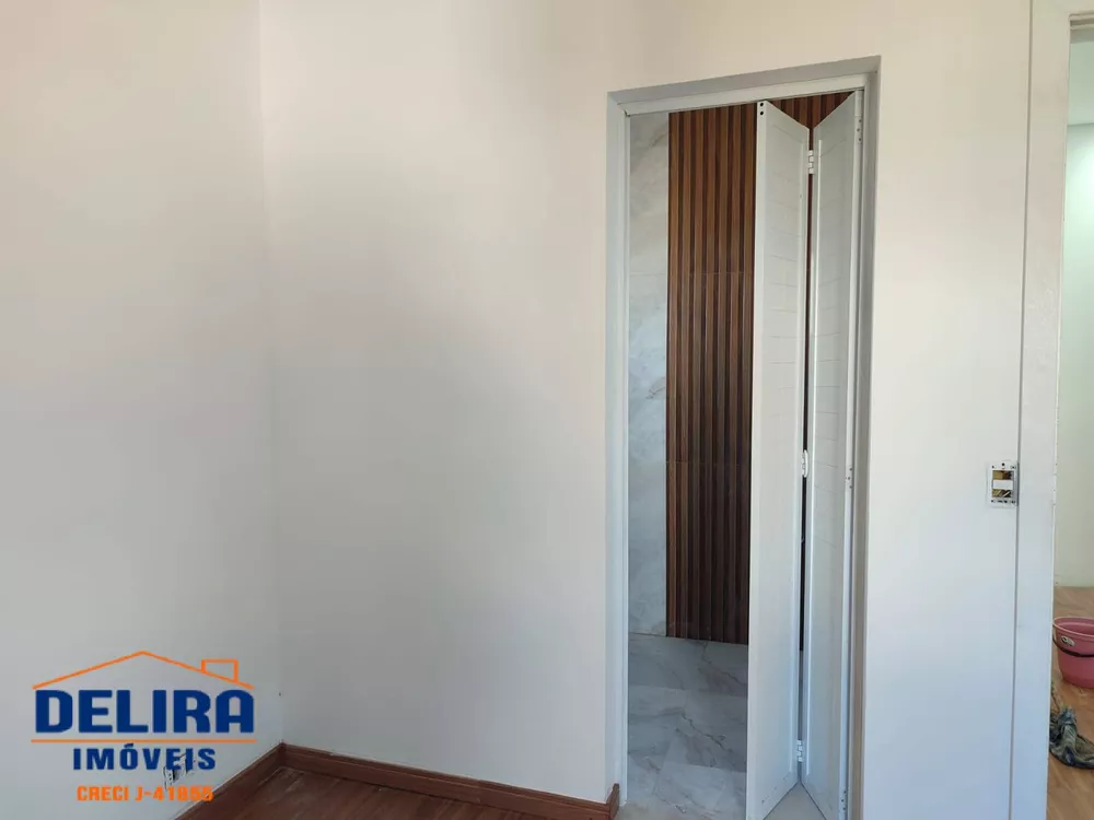 Casa à venda com 2 quartos, 108m² - Foto 13