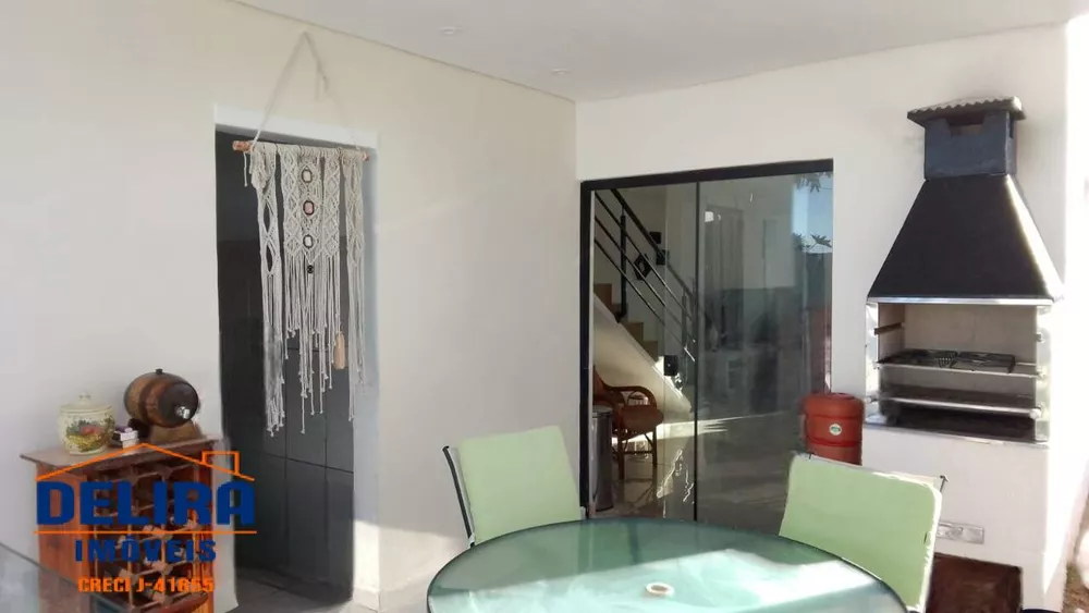 Casa à venda com 3 quartos, 115m² - Foto 8