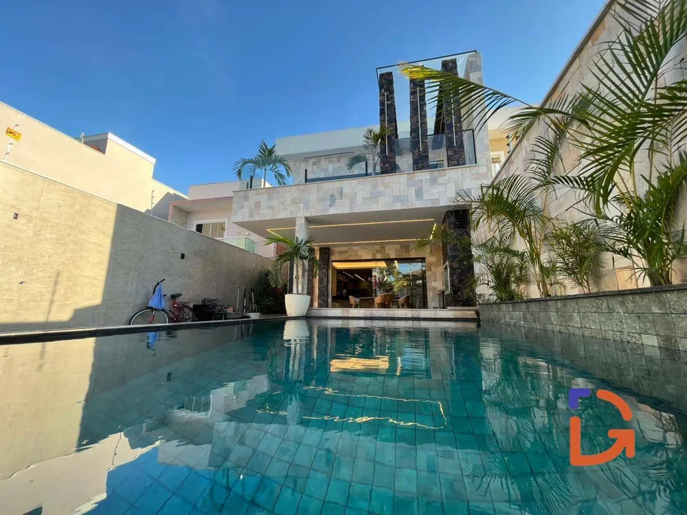 Casa, 4 quartos, 191 m² - Foto 1