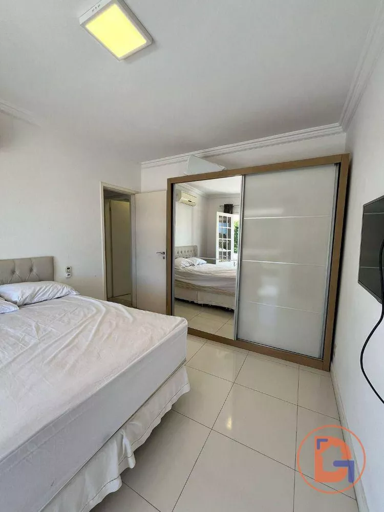 Casa, 6 quartos, 216 m² - Foto 25