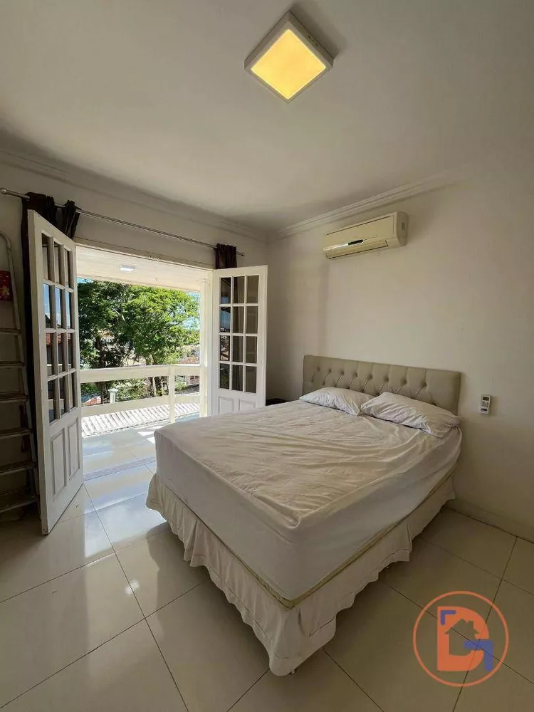 Casa, 6 quartos, 216 m² - Foto 10