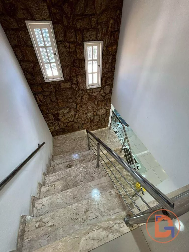 Casa, 6 quartos, 216 m² - Foto 23