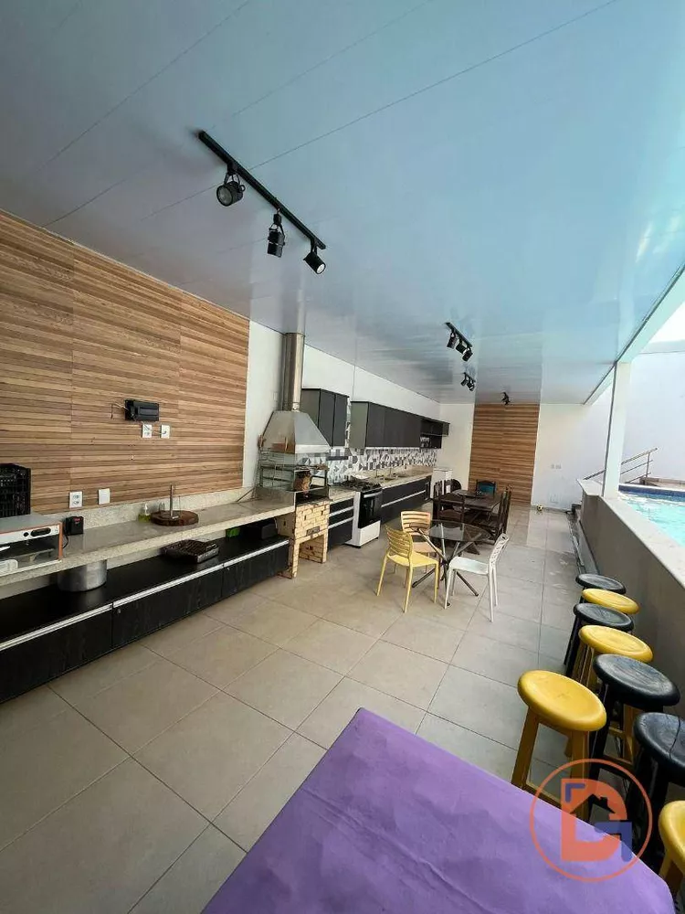 Casa, 6 quartos, 216 m² - Foto 70