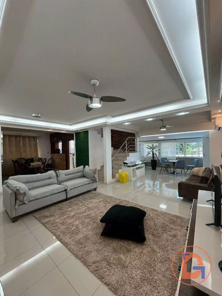 Casa, 6 quartos, 216 m² - Foto 12