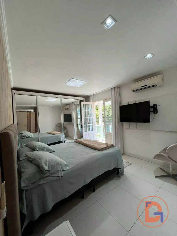 Casa, 6 quartos, 216 m² - Foto 9