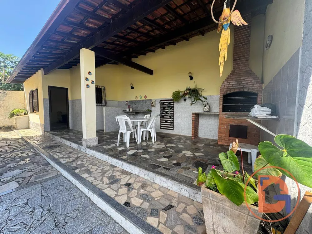 Casa, 3 quartos, 176 m² - Foto 1