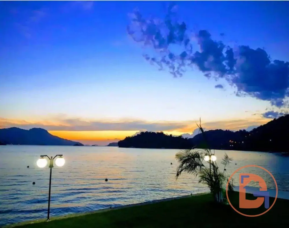 Cobertura, 3 quartos, 200 m² - Foto 1