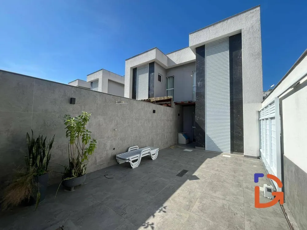 Casa, 2 quartos, 67 m² - Foto 1