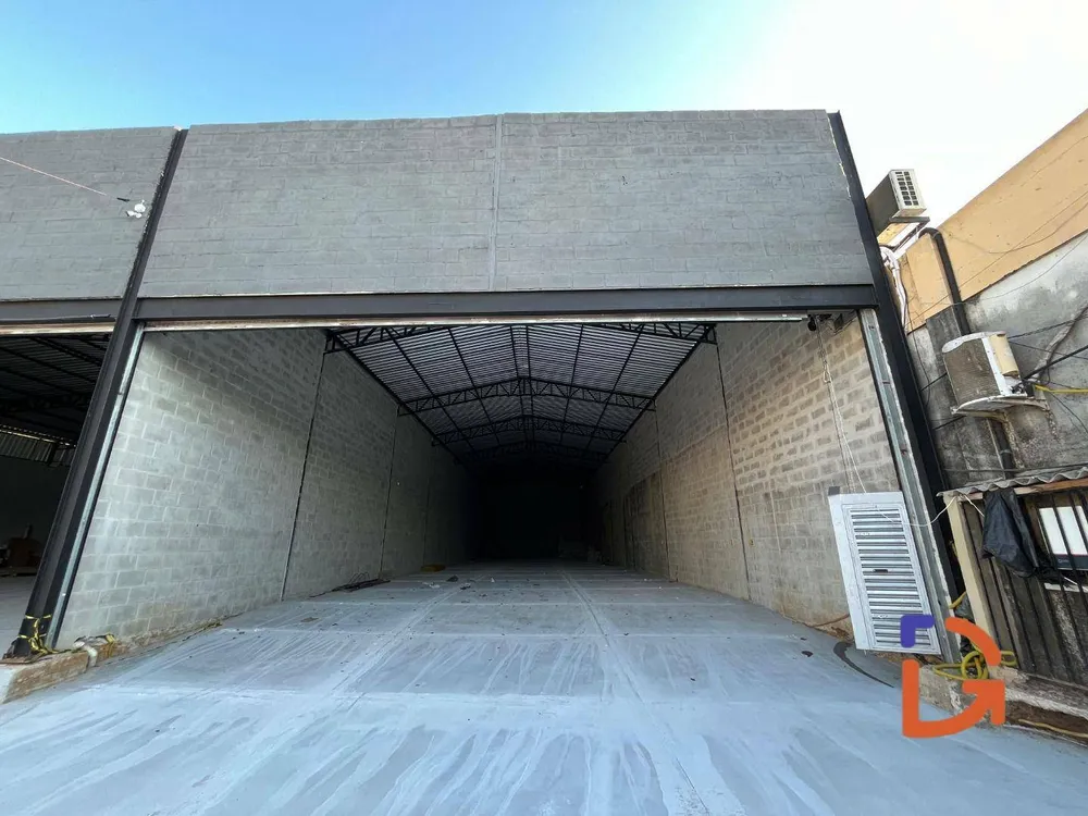 Depósito-Galpão, 300 m² - Foto 1