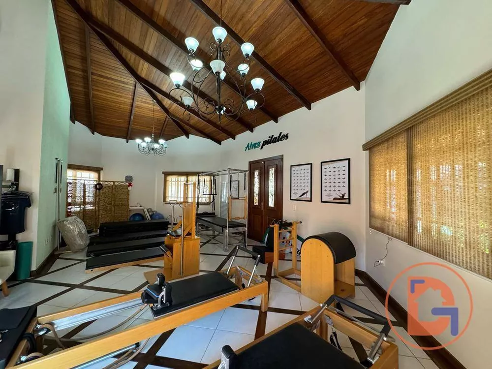 Casa, 6 quartos, 294 m² - Foto 10